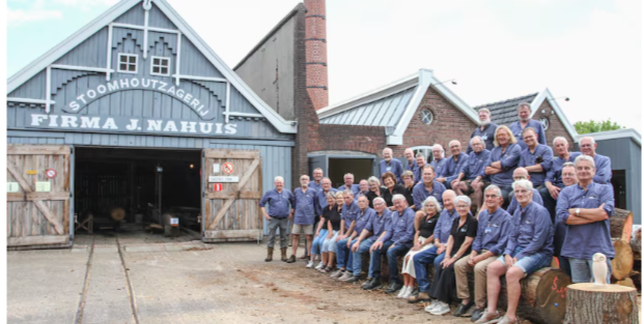 Stoomhoutzagerij Nahuis geopend